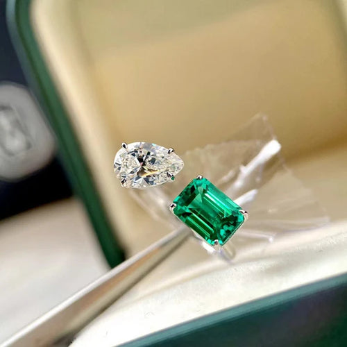 Emerald & Pear Toi et Moi Ring